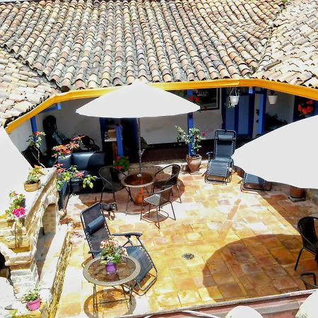 ホテル Vieja Aduana Zipaquirá エクステリア 写真