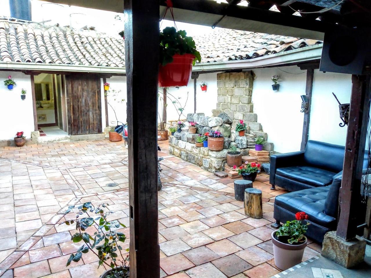 ホテル Vieja Aduana Zipaquirá エクステリア 写真