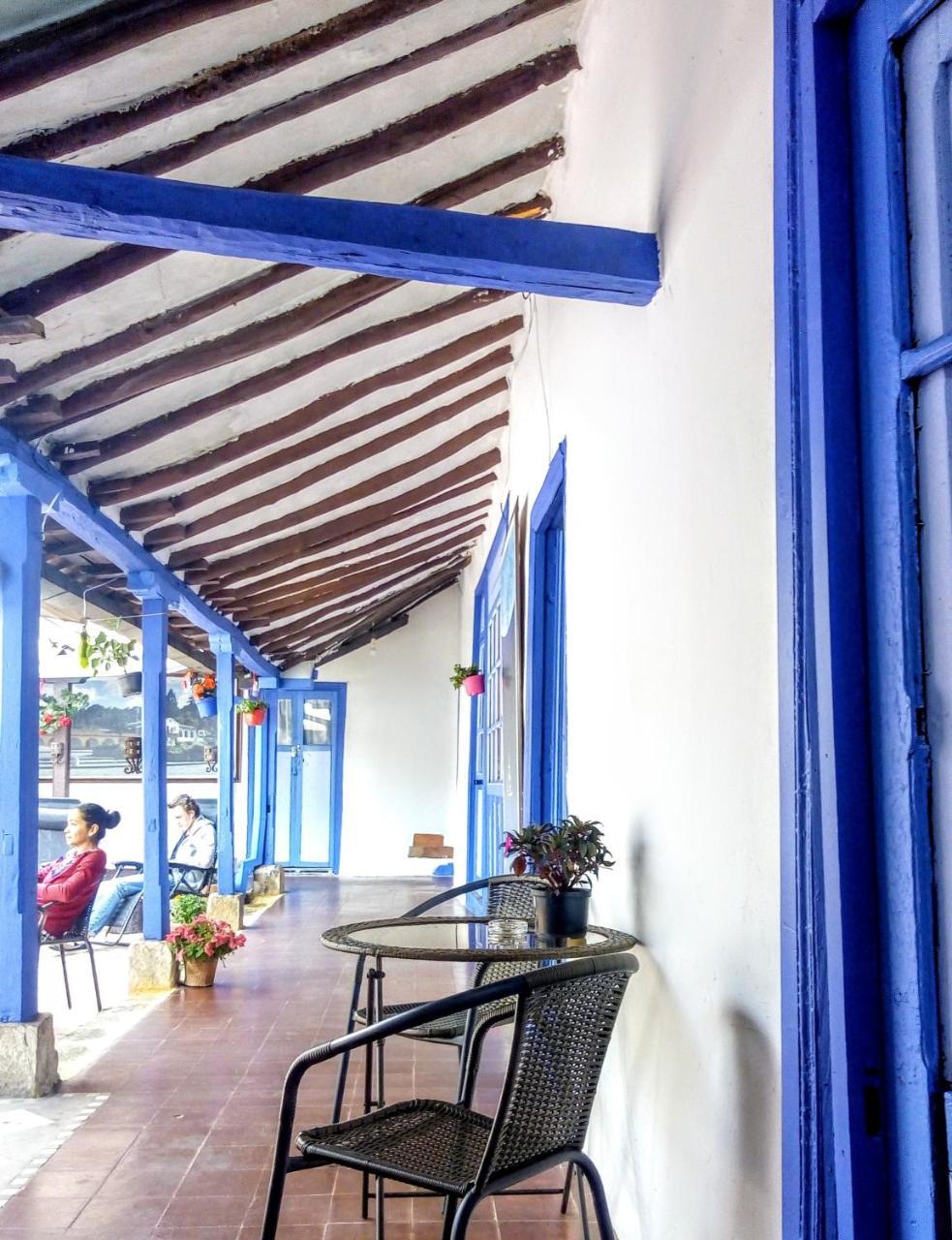 ホテル Vieja Aduana Zipaquirá エクステリア 写真