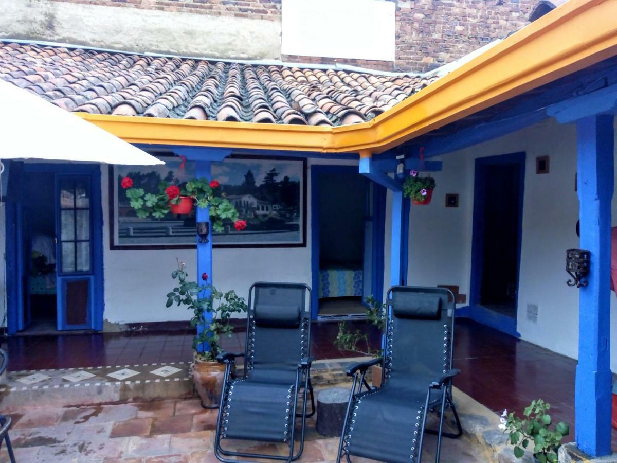 ホテル Vieja Aduana Zipaquirá エクステリア 写真