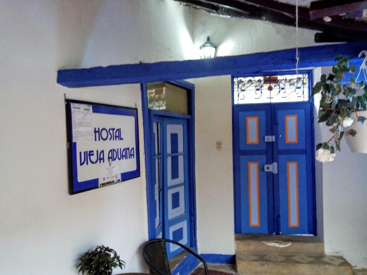 ホテル Vieja Aduana Zipaquirá エクステリア 写真